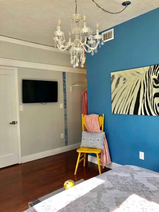 Private Suite Mins From Mia Free Parking 마이애미 외부 사진